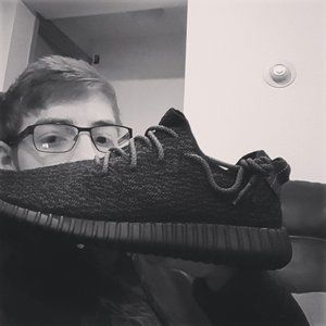 Meet your Posher, Jonathan